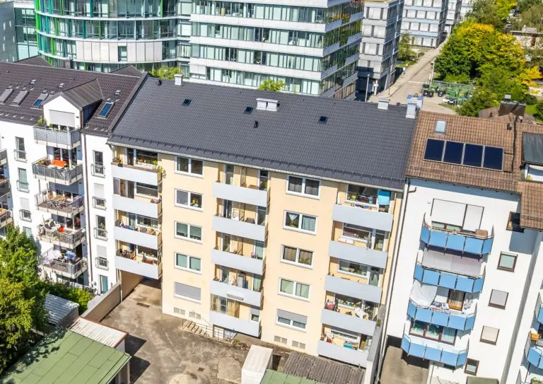 Immobilienangebot - München - Alle - MUTZHAS - City-Mehrfamilienhaus mit 19 Einheiten und 15 Garagen